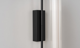 Ison Black Wall Lamp