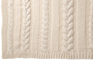 Twist Throw Poly Beige