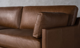 Gibson Leather Sofa (Old saddle Color)