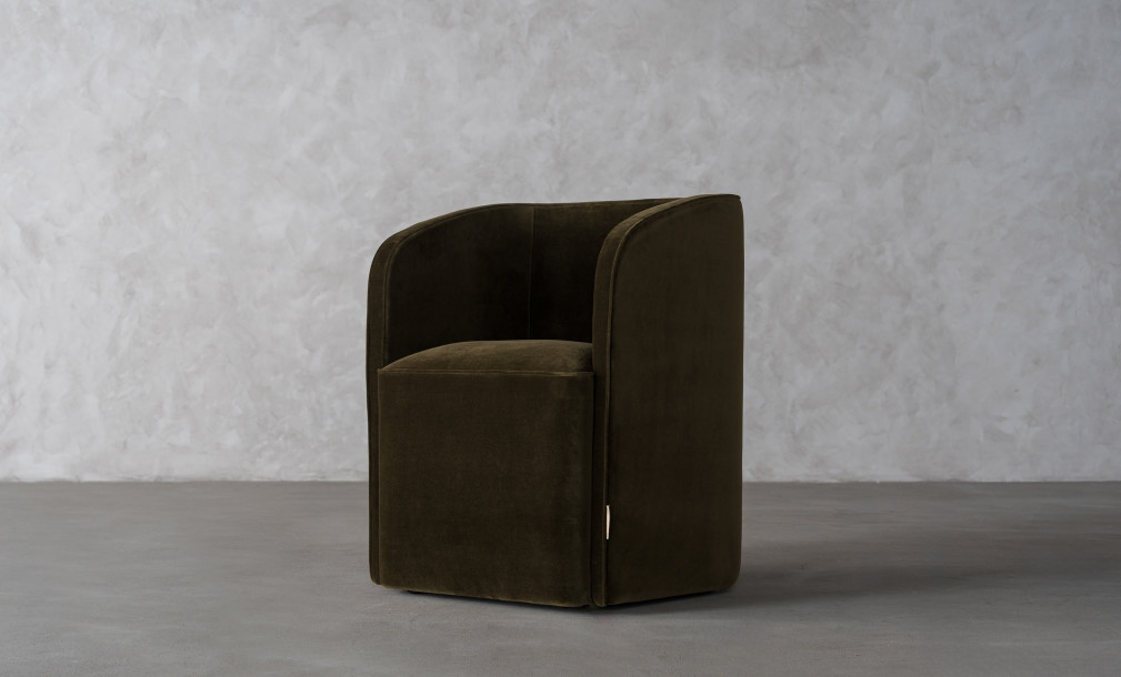 Aldo Wheeled Chair (Olive velvet)