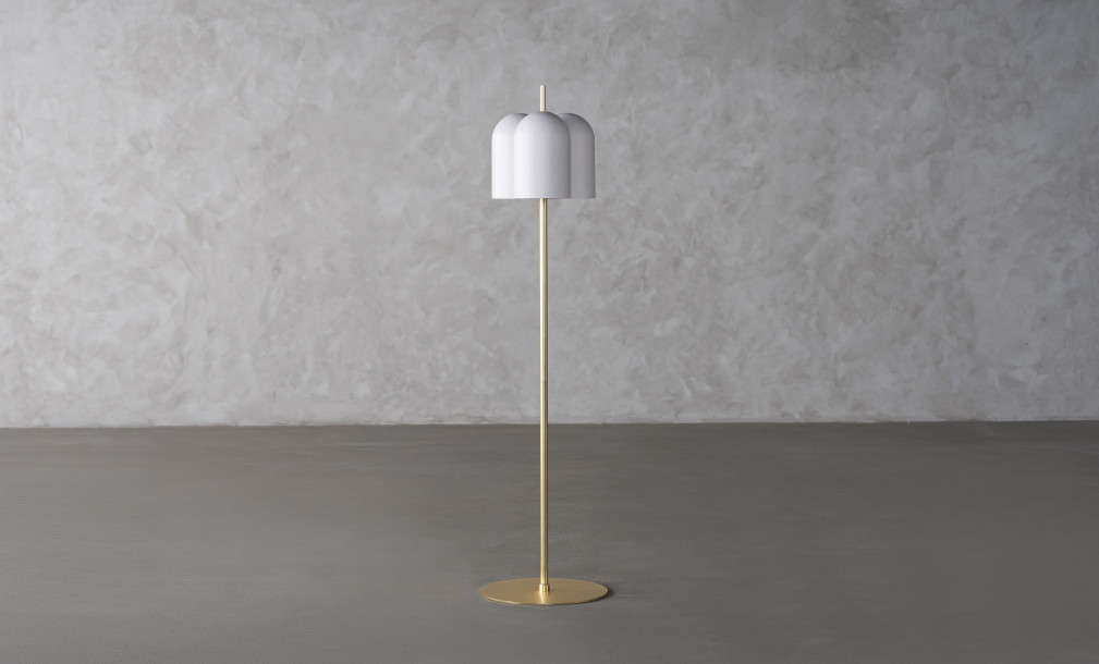 Oket Floor Lamp (White / Matt Brass)