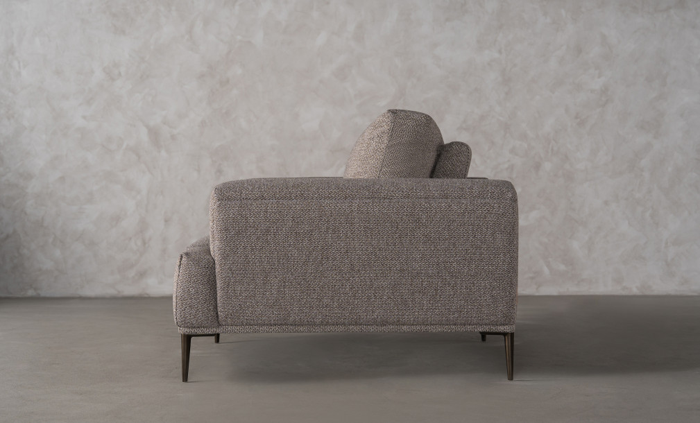 Calgary Armchair (fabric FH10A)