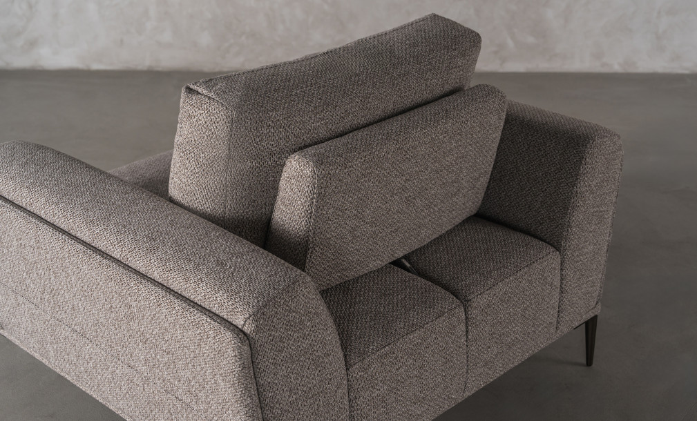 Calgary Armchair (fabric FH10A)