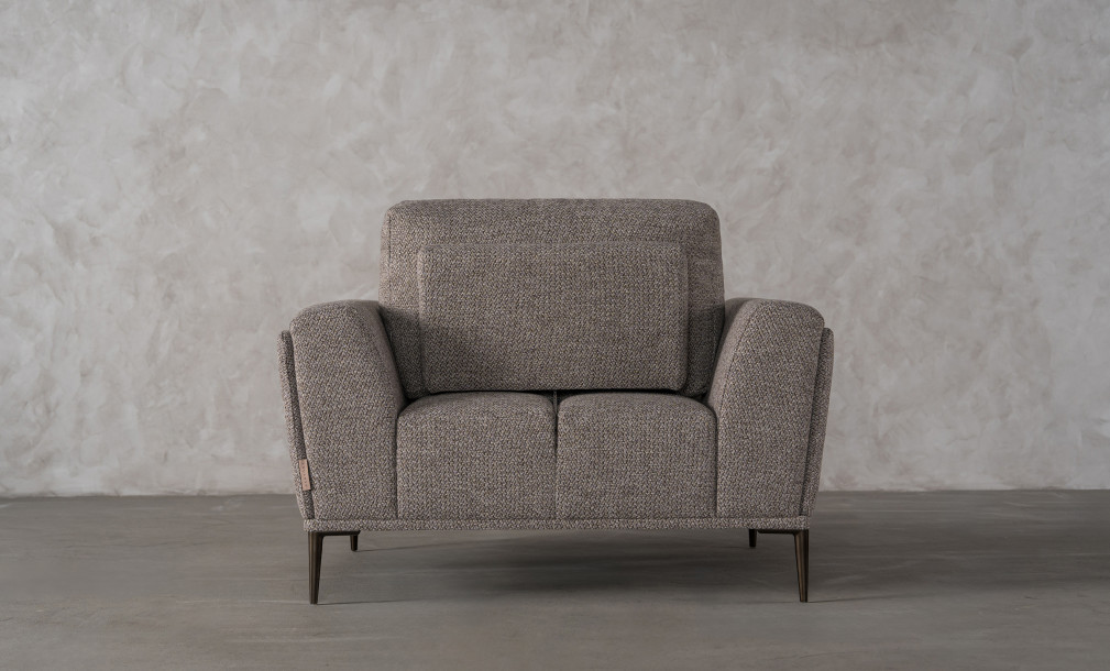 Calgary Armchair (fabric FH10A)