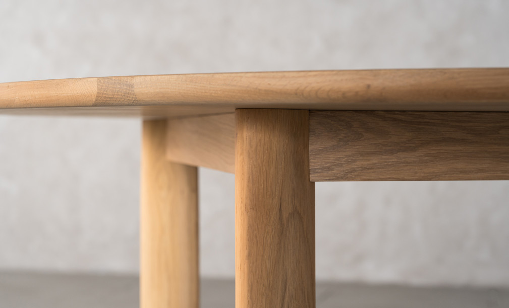 Edges Round Dining Table