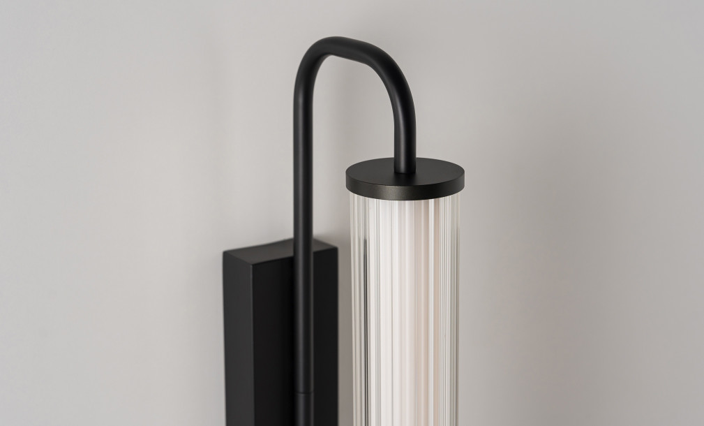 Ison Black Wall Lamp