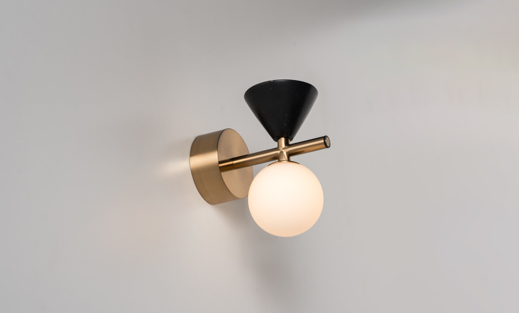 Oneta Wall Lamp