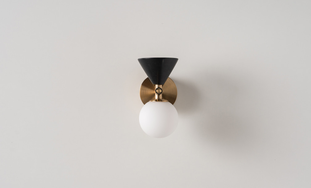 Oneta Wall Lamp