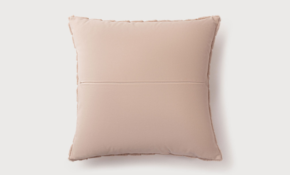 Delta Cushion 50x50 cm
