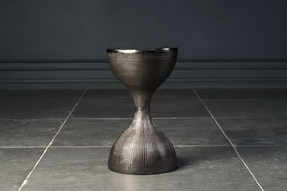 Sand Side table graphite finish