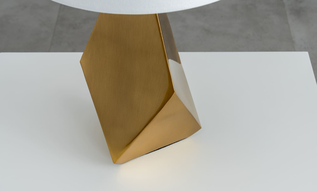 Eve Table Lamp