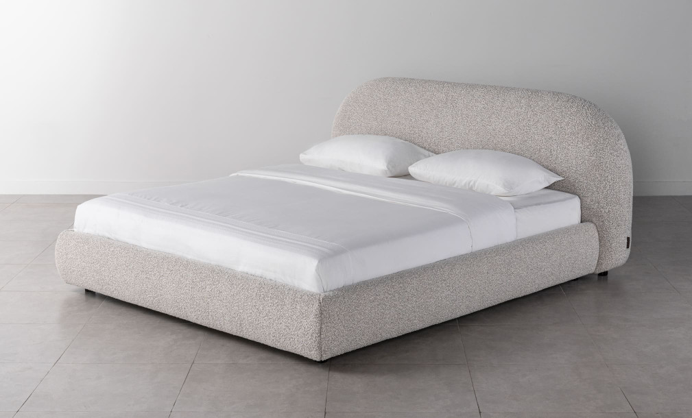 Carolina Bed King Size 203x182 cm (fabric Bella 13)