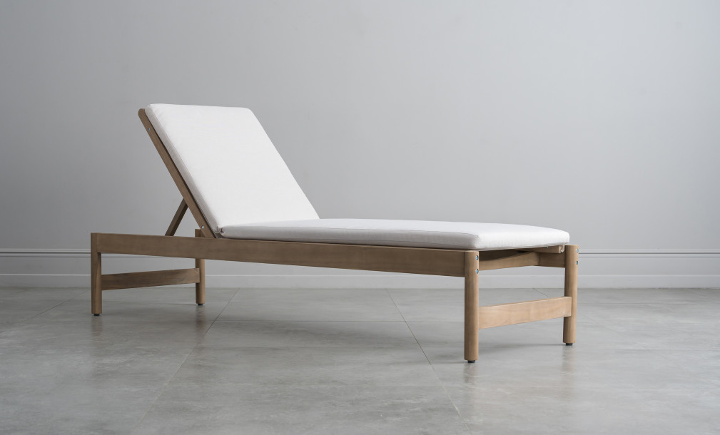 Tulum Lounger with adjustable backrest