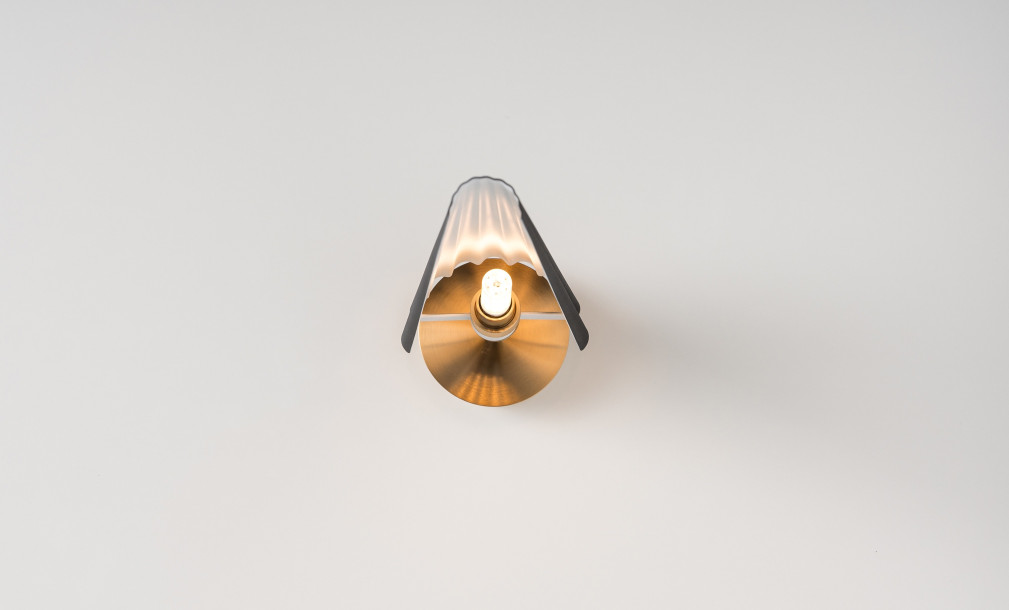 Bion Wall Lamp