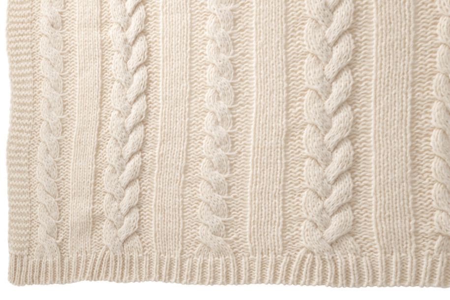 Twist Throw Poly Beige