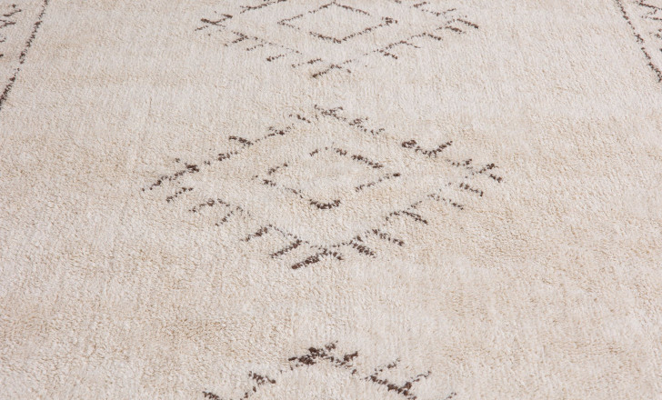 Rune Rug 200x300 cm (brown pattern) with fringe